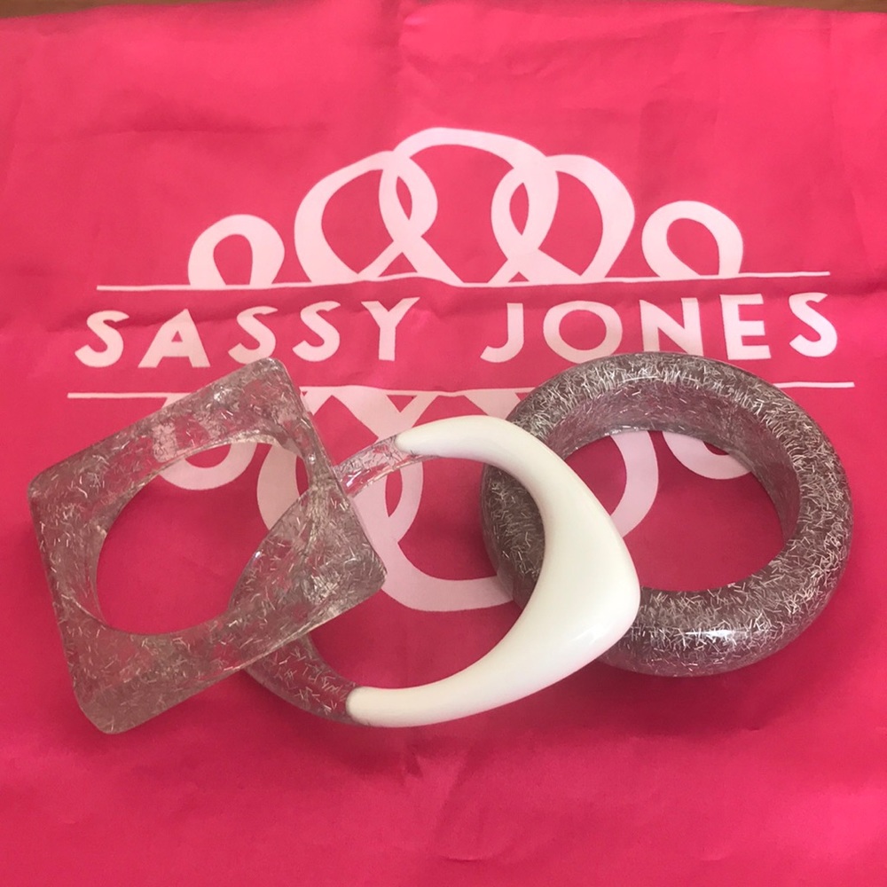 Sassy Jones Silver Vivian Bangles